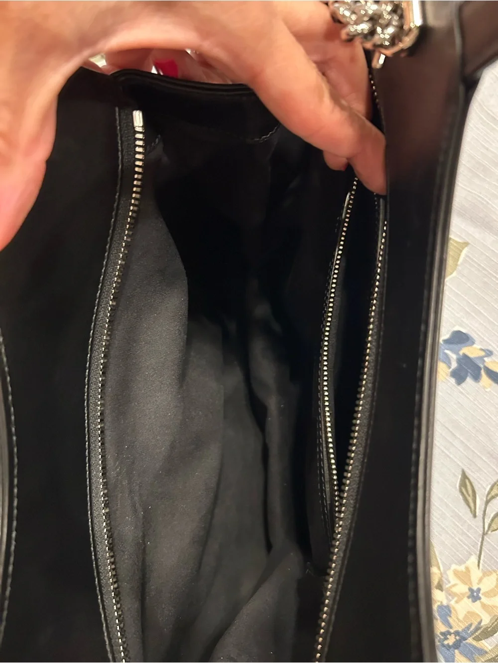 Gucci Petite GG Small Tote w/ Chain - Picture 13 of 15